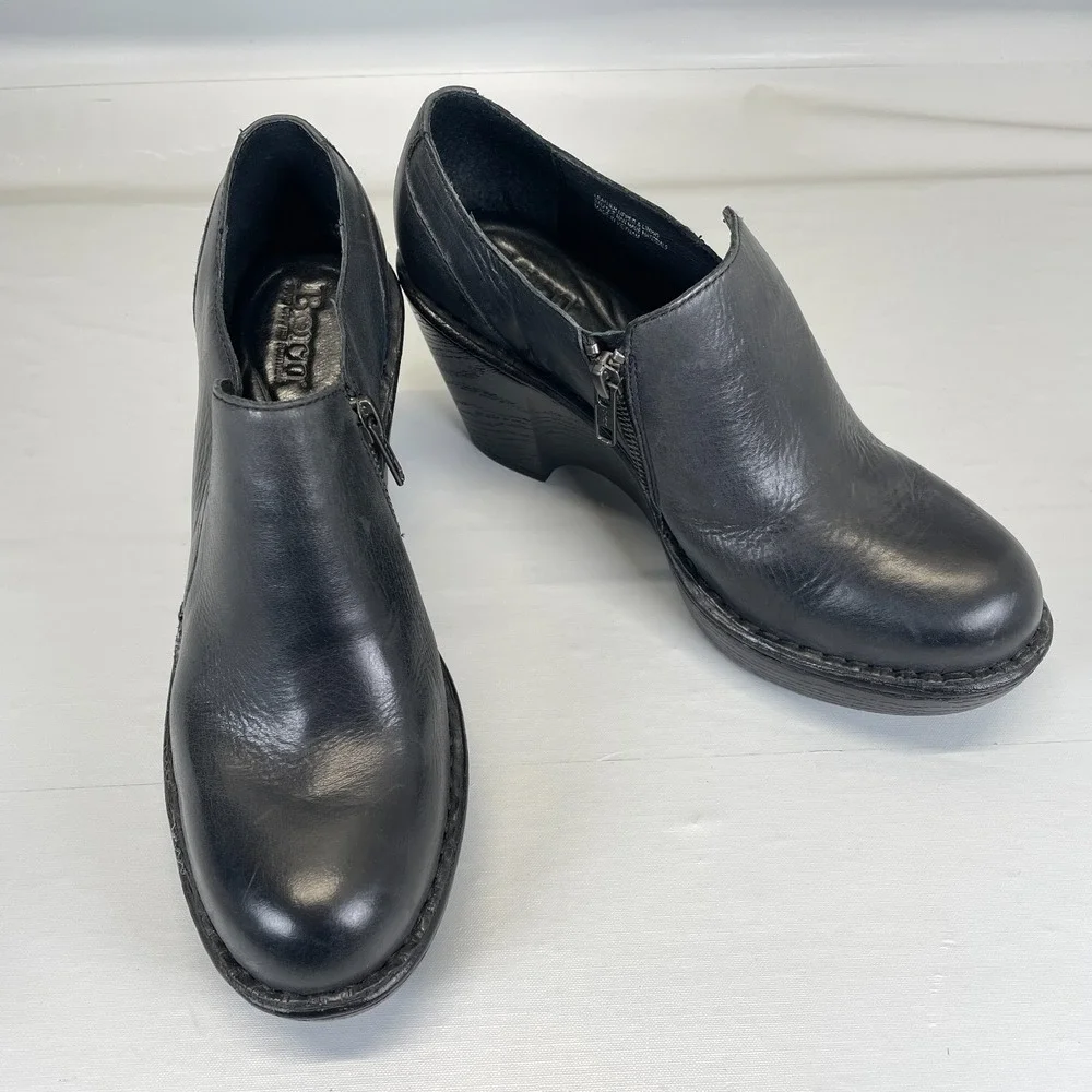 Born Wedge Shoes Womens Size 8 M Black Leather Zip Up Casual Dressy Clogs